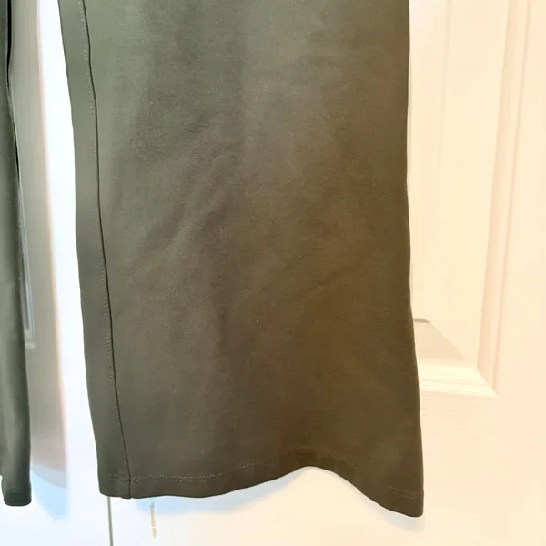 Quince Ultra-Stretch Ponte Straight Leg Pants Olive Green W-PNT-29 Medium - Image 6