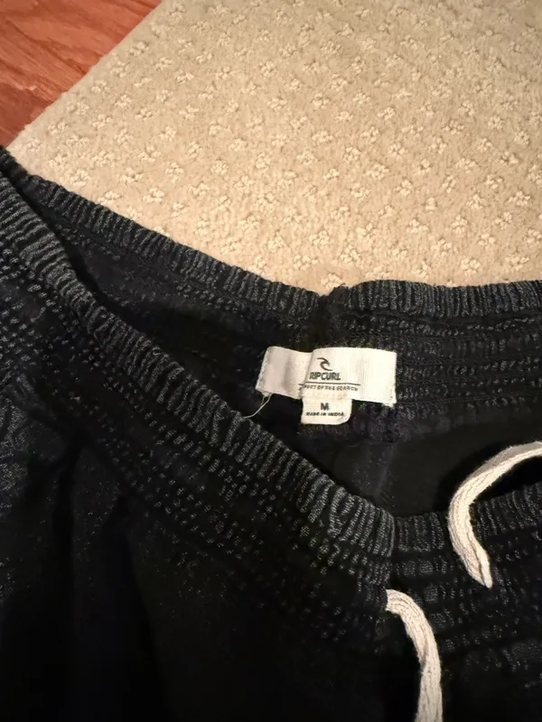Rip Curl acid washed Shorts - Image 2