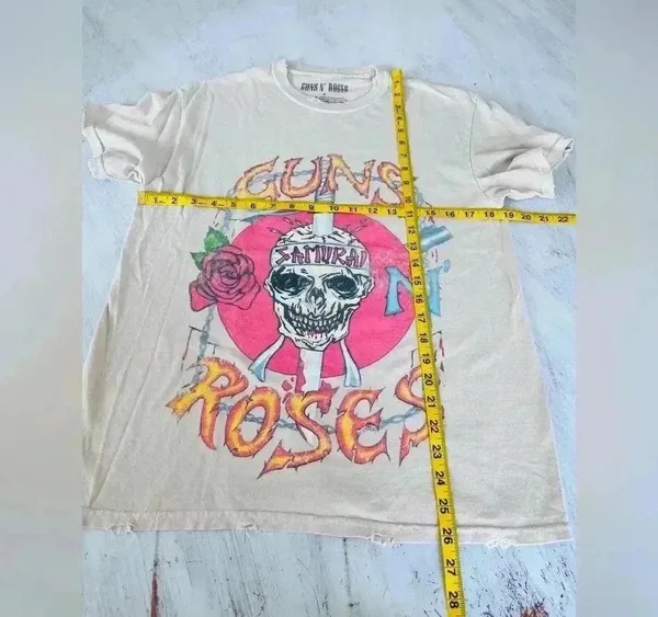Urban Outfitters Guns N' Roses Samurai T-Shirt Size Small NWOT $40 - Image 8