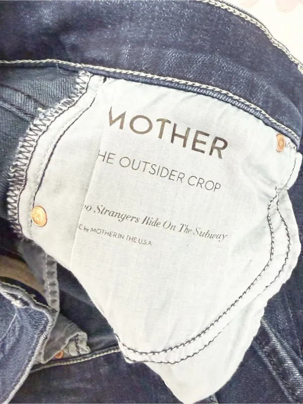 Mother Denim The Outsider Crop Flare Jeans: Two Strangers Ride On The Subway - Image 14
