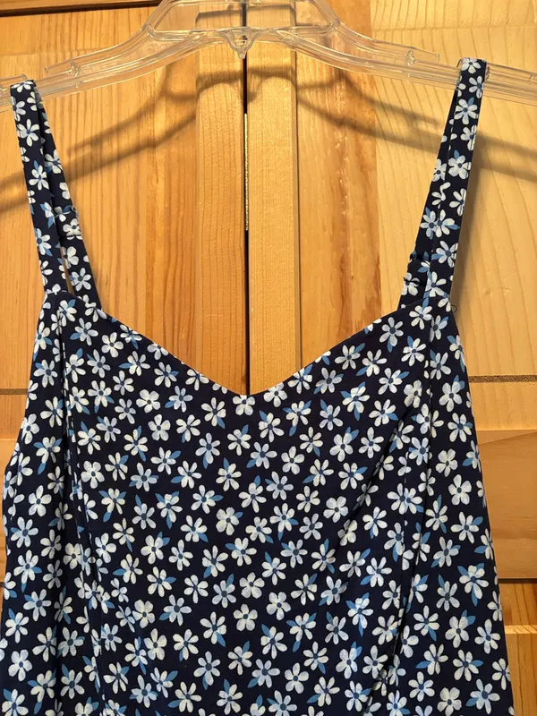 Old Navy Floral Dress - Image 4