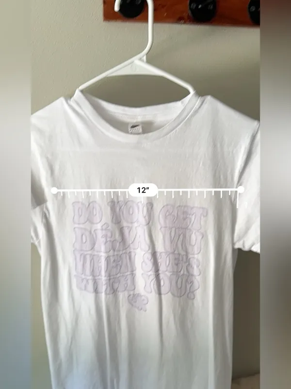 Olivia Rodrigo “Do You Get Deja Vu?” Graphic T-Shirt Size Small - Image 4