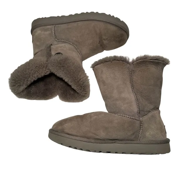 UGG Bailey Button Women's Boots Size Boots - Image 5