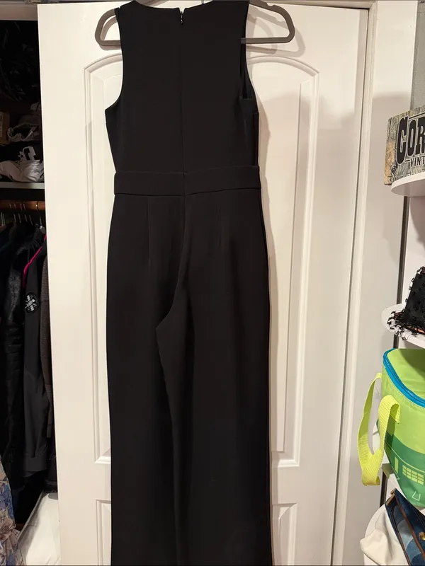 Express‎ Black V-Neck Sleeveless Wide-Leg Jumpsuit size 2 - Image 6