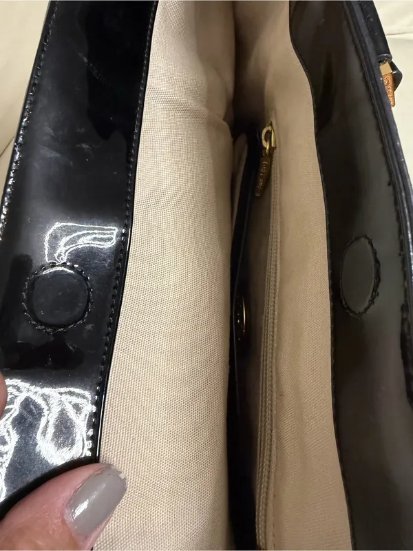 Tory Burch Tan Canvas Tote with Black Patent Leather Trim - Image 16