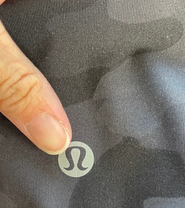 Lululemon Align Black/Grey Camo Scalloped 23” Leggings - Image 5