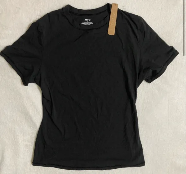 SKIMS Fits Everybody T-Shirt M - Image 2