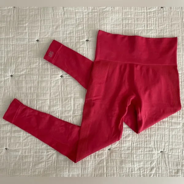 SET ACTIVE SculptFlex High Rise Compression Legging in Electric Pink Size S - Image 2