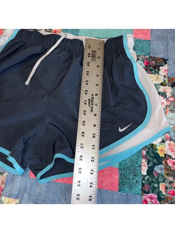 Nike Dri-FIT Women's M Athletic Running Shorts Elastic Waist - Image 8