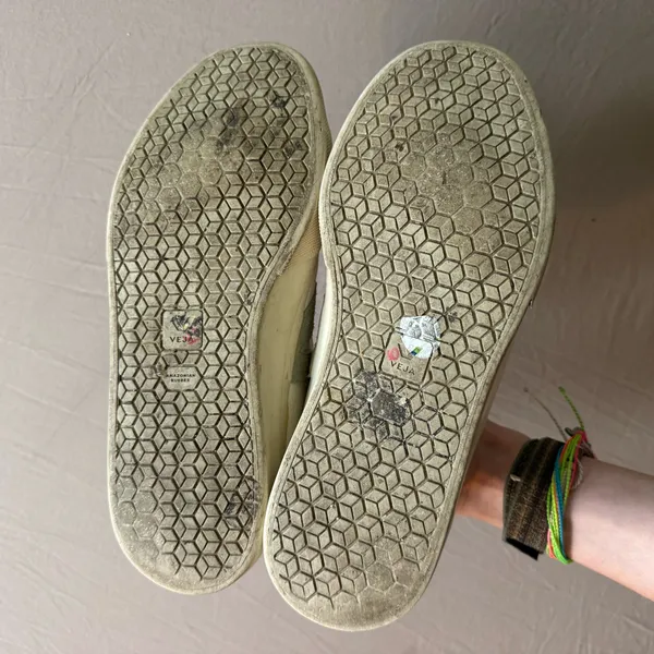 Veja RECIFE LEATHER Velcro Sneakers - Image 8