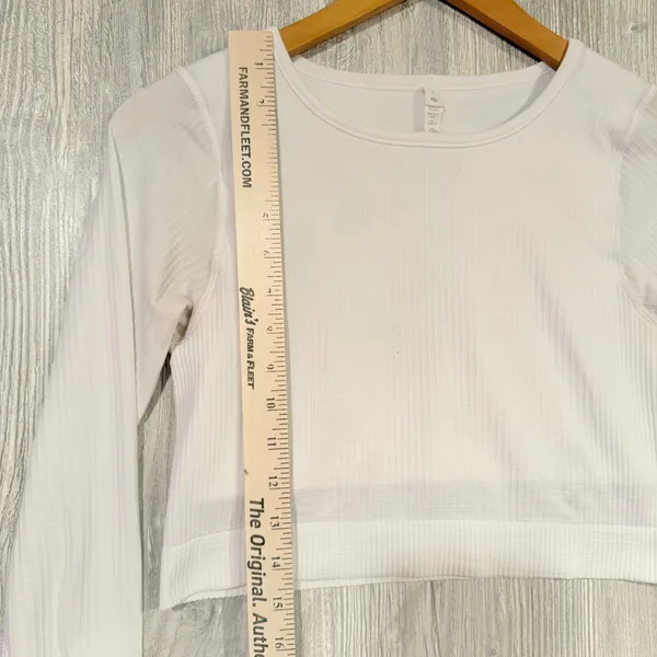 Lululemon Ebb To Street Long Sleeve Top White Ribbed Built In Bra Pilates Size 8 - Image 10