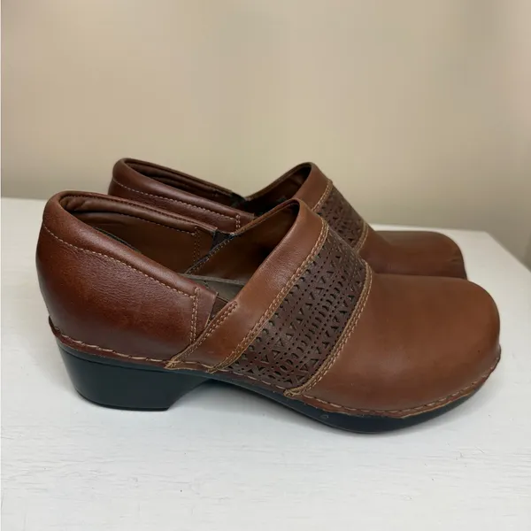Björndal Brown Leather “Eliana” Clogs Sz 10 Boho Cottagcore Festival - Image 2