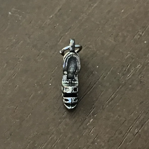 Silver Tone High Heel Charm Pendant - Image 3