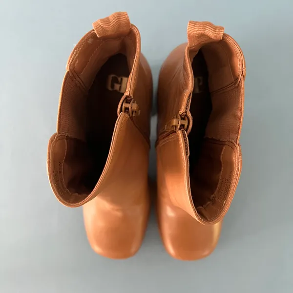 Gianni Bini Ah-Mazed Caramel Brown Leather Block Heel Platform Chelsea Boots - Image 7