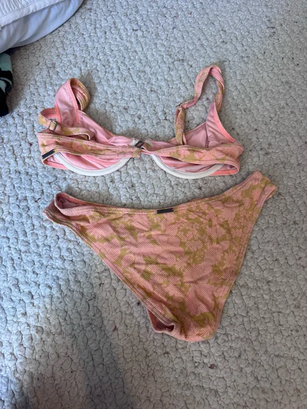 Billabong Bikini Set - Image 2