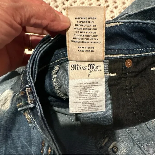 Miss Me Women Cut Off Shorts sz 27 Blue Denim Bling Distressed used to be long - Image 8