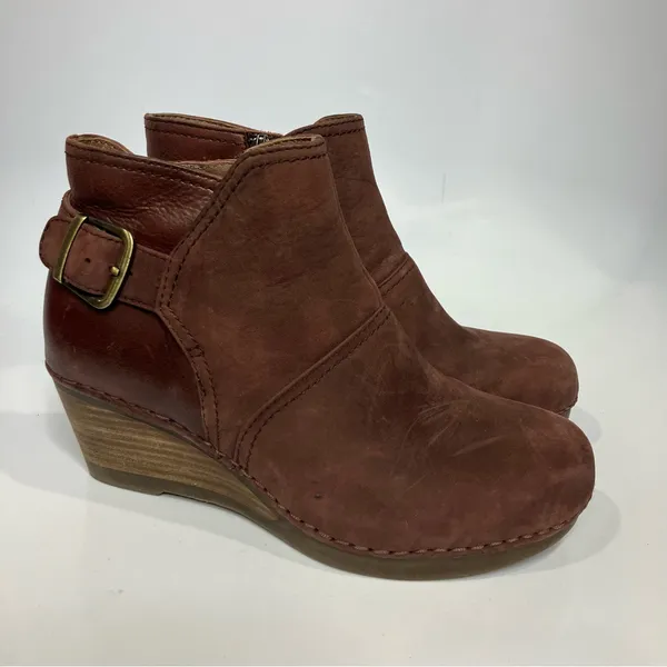 Dansko Shirley wedge ankle bootie maroon leather women’s size 36‎ comfort shoes - Image 2