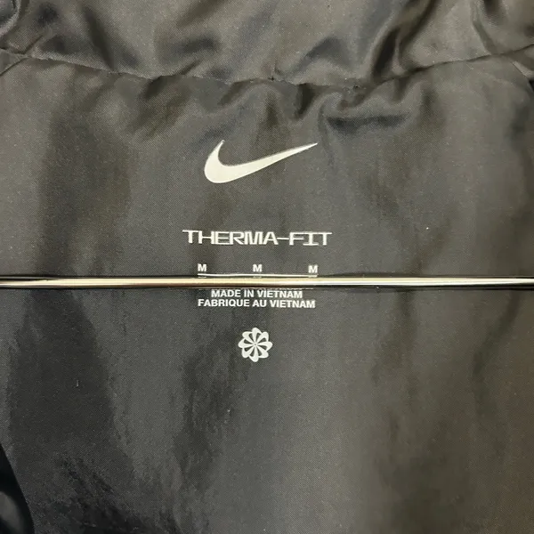 Nike THERMA-FIT Woman’s Black Vest - Image 4