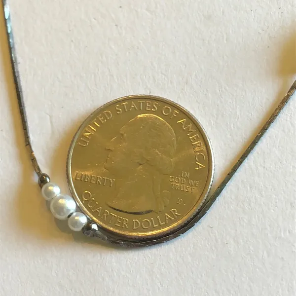 Vintage Silver Tone & Faux Pearl Beaded Dainty Necklace - Image 3