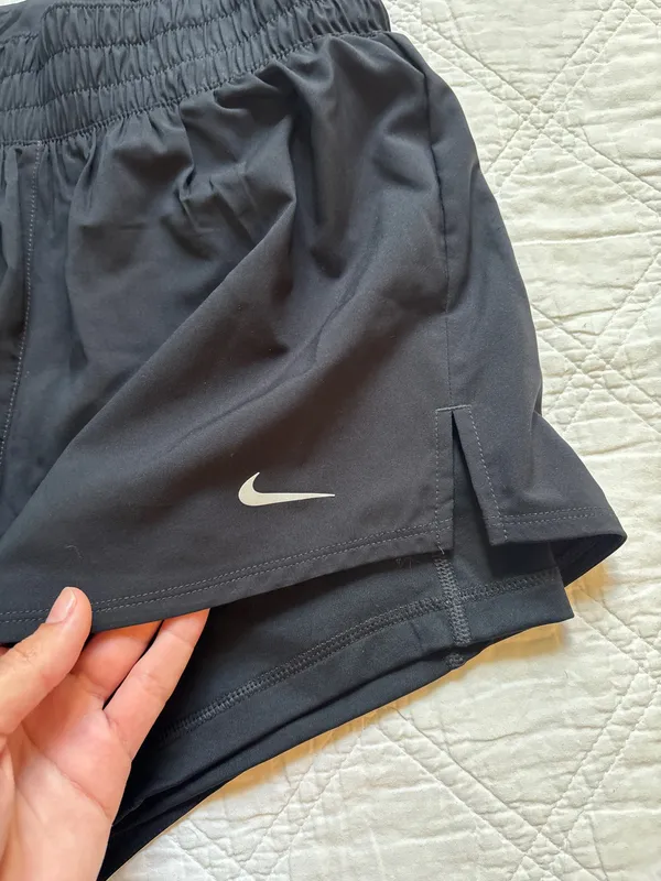 Nike Dri-Fit Loose Fit Athletic Shorts - Image 6