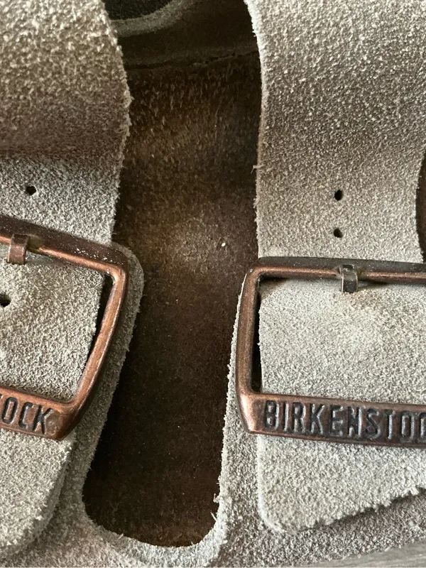 Vtg Birkenstock Arizona soft footbed sandals in taupe size 38 - Image 4