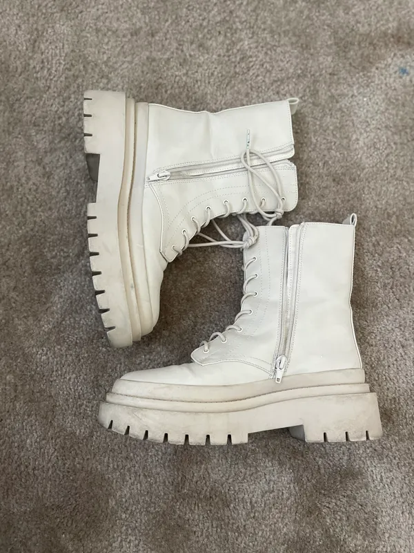 Cool Planet Lug Sole Combat Boots Bone Color - Image 2