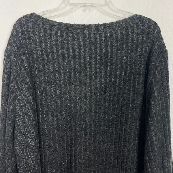 Women's Pullover Ribbed V-Neck Sweater Size XL - Image 6