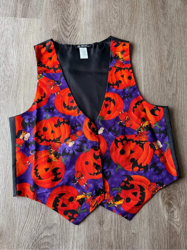 Women’s Vintage 111 Main sleeveless Halloween Vest - Image 3