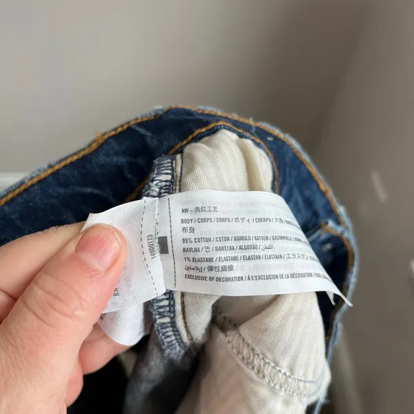 Abercrombie Mom Short‎ Mid Rise Curve Love Size 24 Distressed Denim Shorts - Image 8