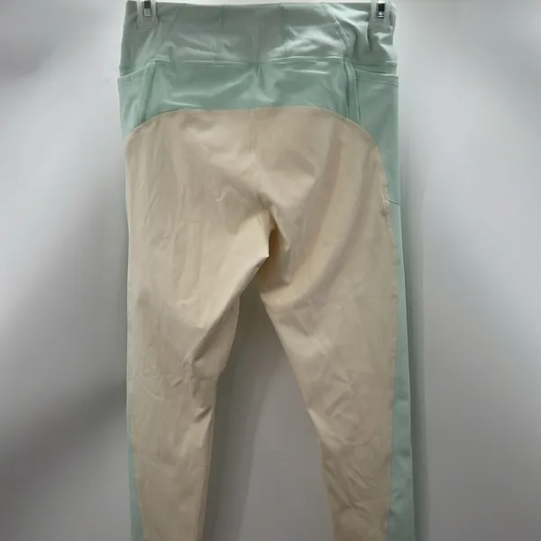 Free People Movement 2 color leggings size large - Image 7