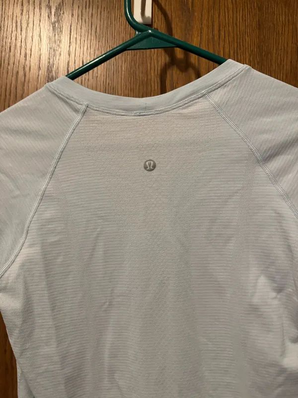 Lululemon Light Blue Shirt - Image 2