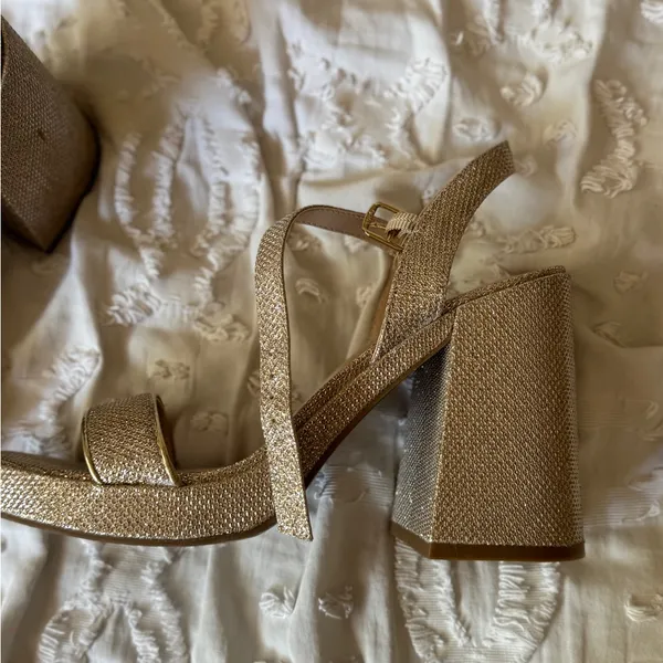 Dream Paris Glitter Gold Platform Sandals in Gold - Women size 7 - Image 6