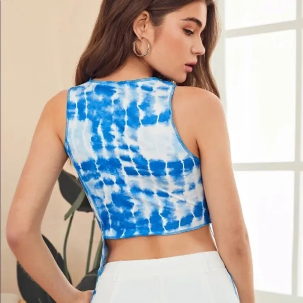 Woman’s top Blue Size M - Image 4