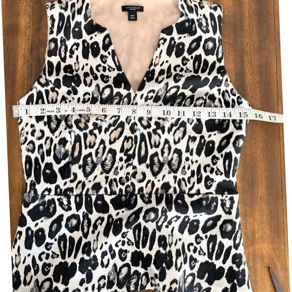 Ann‎ Taylor Petite Leopard Print Peplum Top Metallic Silver Sleeveless 00P - Image 8