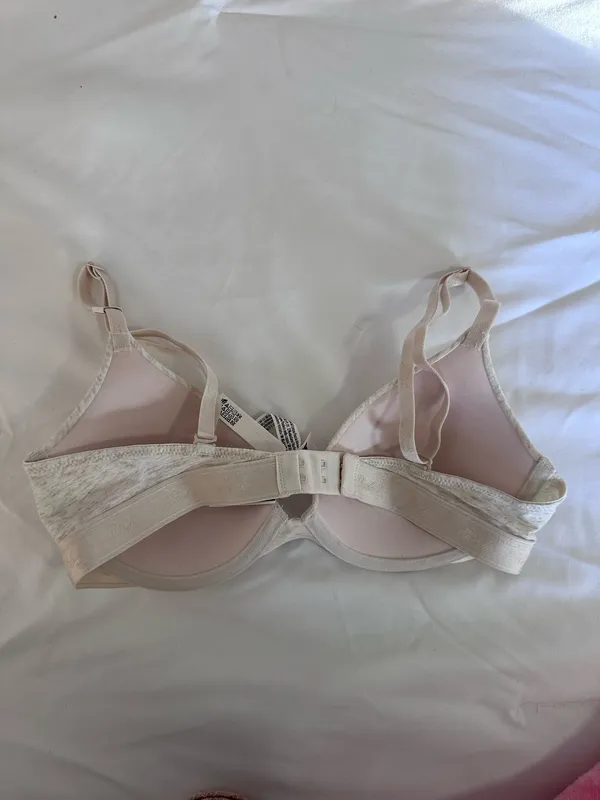 PINK Wear Everywhere Bra Victoria's Secret - Image 2