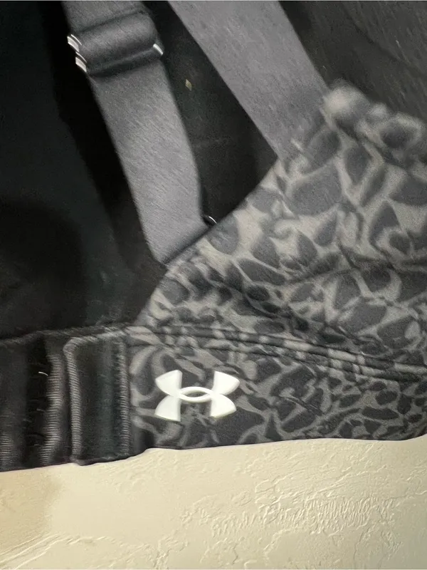 Under Armour Black Gray Abstract Print Fitted Athletic Sports Bra Strappy - Image 5