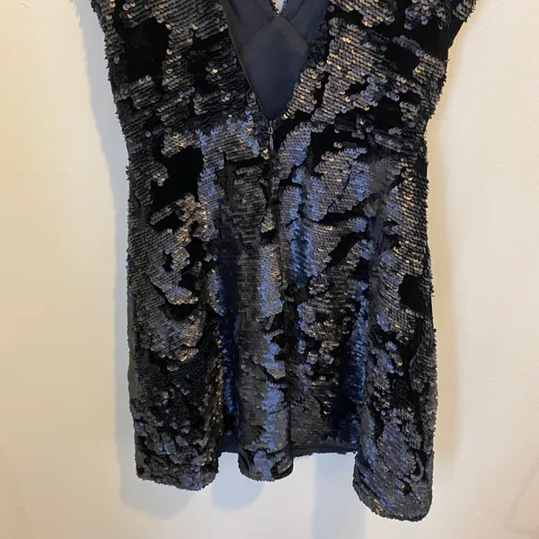 Gianni Bini Black Sequin Dress - Image 5