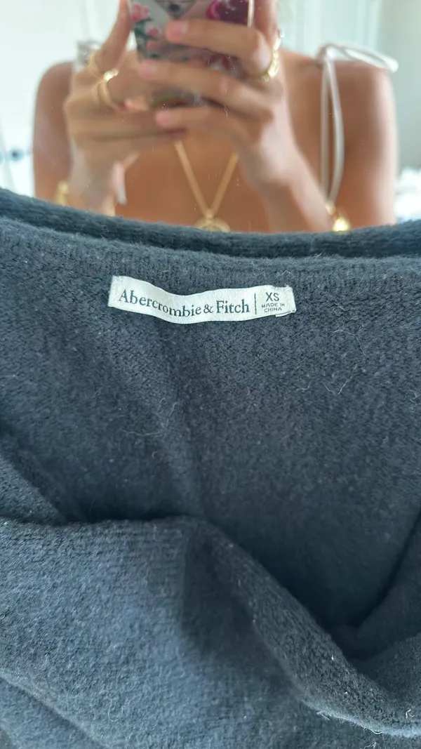 Abercrombie Sweater - Image 2