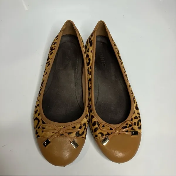 Vionic‎ Minna animal print ballet flats comfort Shoes size 7 wide - Image 3