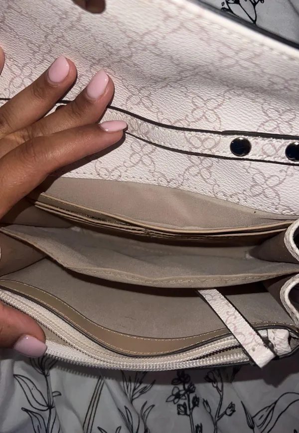 Crossbody - Image 5
