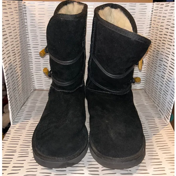 Ukala by EMU Australia Taj Low Black Suede Merino Wool Toggle Boots Womens 9 - Image 2