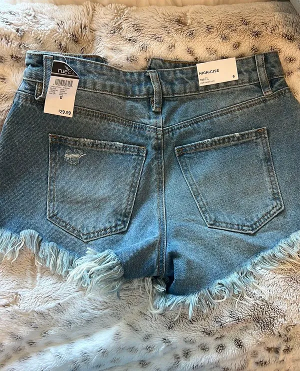 Rue 21  denim shorts - Image 2