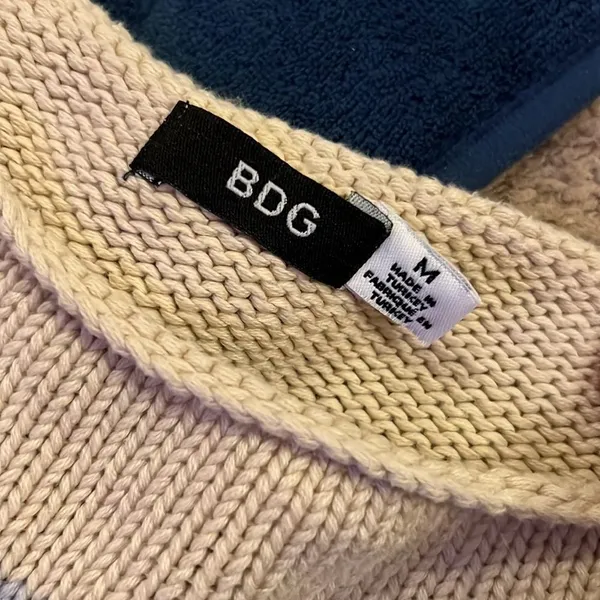 Bdg M sweater‎ - Image 7