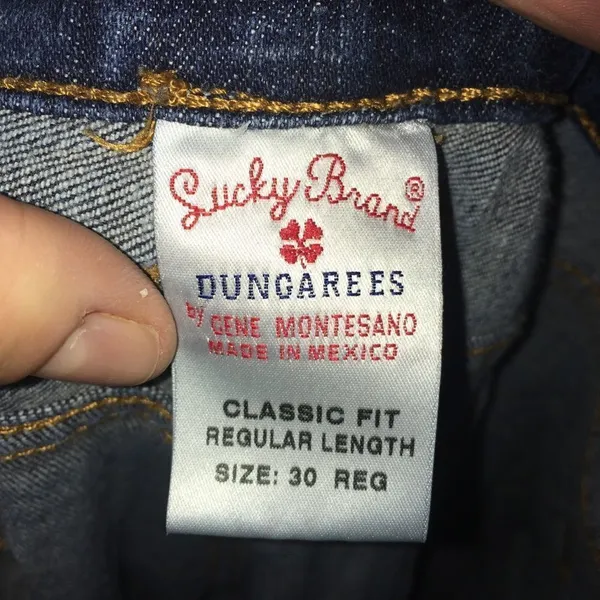 Lucky Brand size 30 dark wash jeans - Image 3