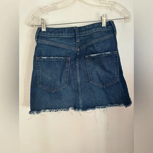 Abercrombie distressed denim skirt size 0 100% cotton - Image 8