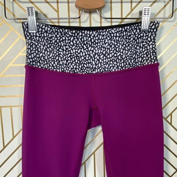 Lululemon Wunder Under Pant III Reversible Plum‎ - Image 4