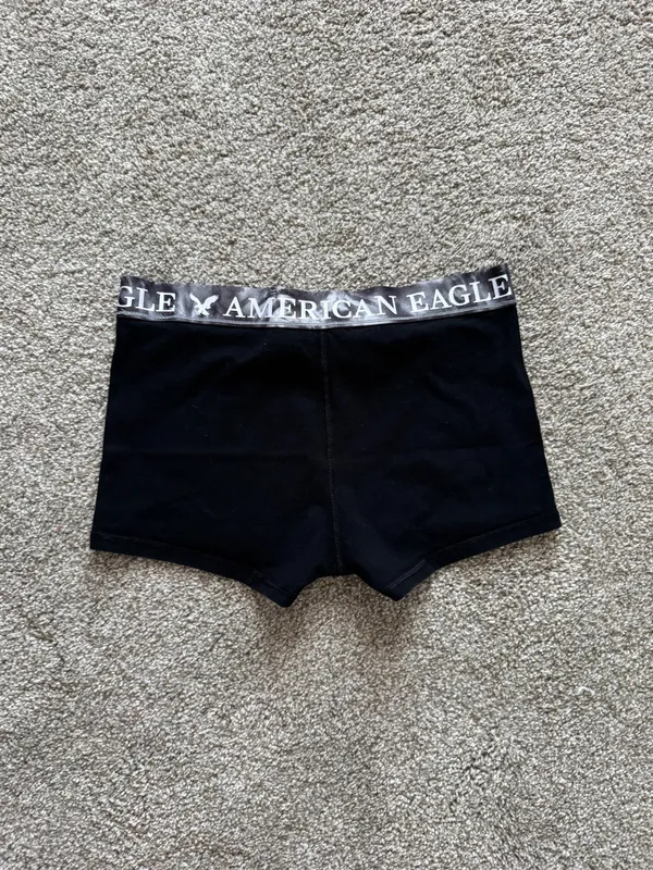 AE black shorts - Image 3