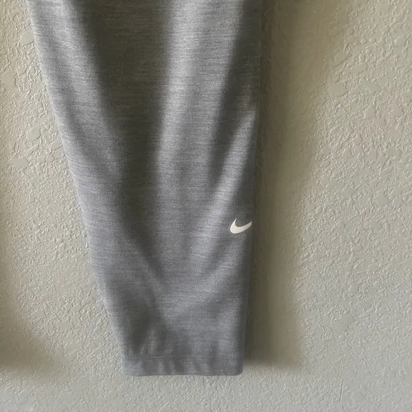 Nike Heather Gray Leggings‎ - Image 4