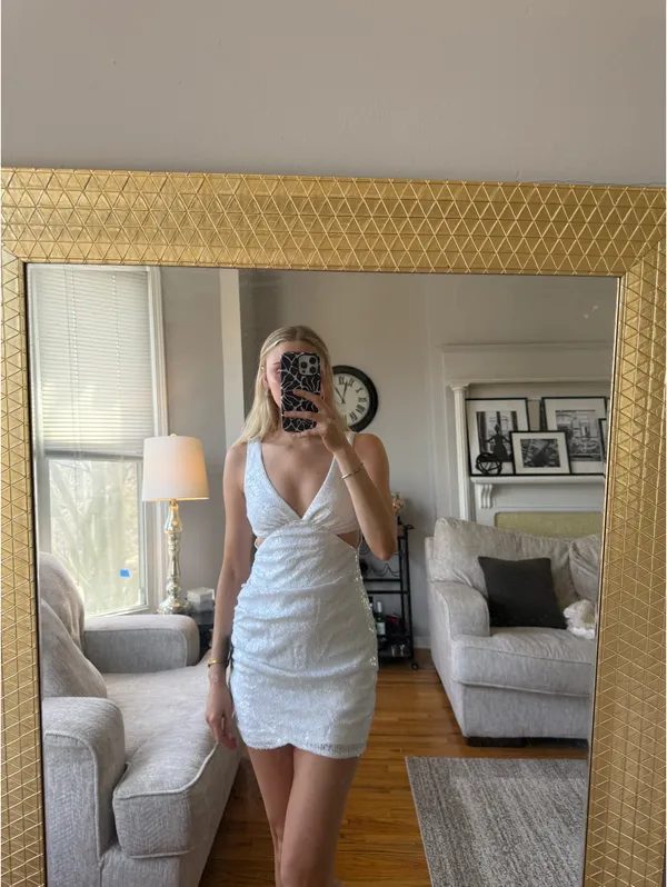 Lulus White sequence mini dress - Image 4