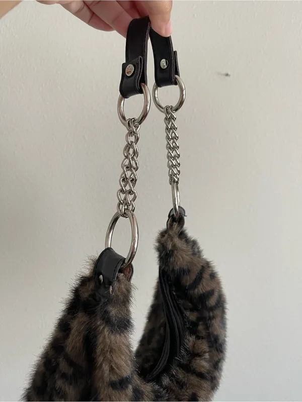 Leopard Print Faux Fur Shoulder Bag with Chain Strap - Brown - Image 3